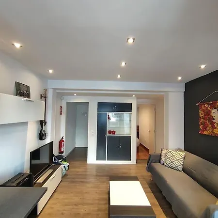 Апартаменты Amara Amonaren Etxea Free Wifi, Rooms, Rent Parking