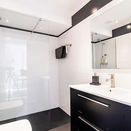 Апартаменты Amara Amonaren Etxea Free Wifi, Rooms, Rent Parking